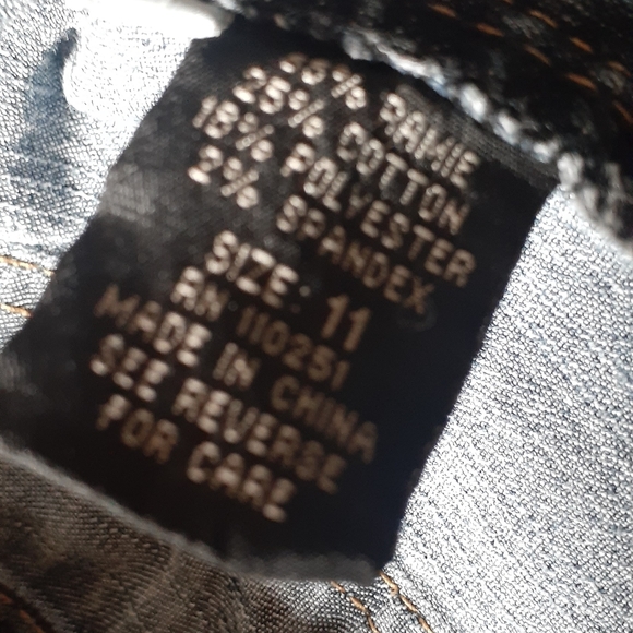 Angels - Picture 3 of 4